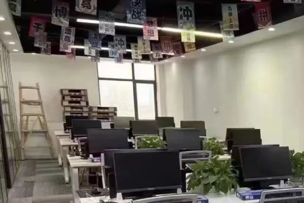 為何購買？租賃軟件省錢又方便