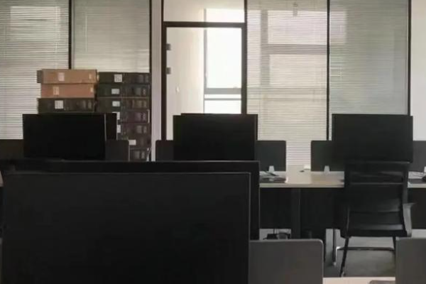 佛山實(shí)用設(shè)備租賃軟件如何選擇